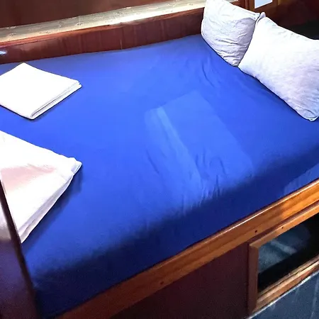 船屋 Beforelunch Cruise